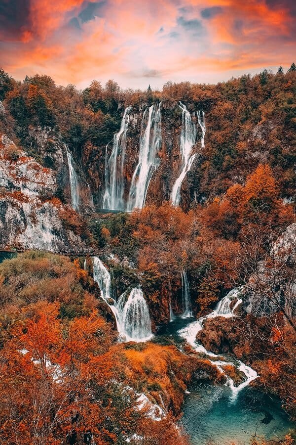 Plitvice lakes in autumn